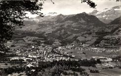 CPSM Sallanches Vue generale et la chaine des Aravis