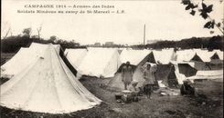 CPA Militaria Armed with the Indies Hindu Soldiers to the camp of St Marcel