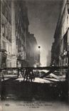 CPA Paris a 9 heures du soir L'eclairage Rue du Bac et rue de l'universite a l'accetylene Crue de la Seine Inondation