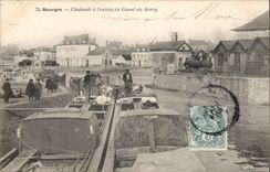 CPA Bourges Barges with Entering of the canal of Berry
