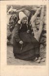 CPA Folklore Costume Old peasant Vendean Ropemaking machine