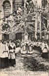 CPA Chartres Festivals mariales June 6th  1927 the ND veil in Monstrance with leaving the cathedral