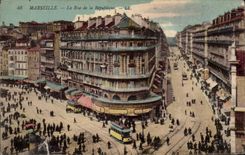 CPA Marseille La rue de la Republique