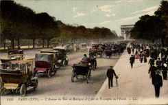 CPA Paris the avenue of the Wood of Boulogne and Arc de Triomphe of star