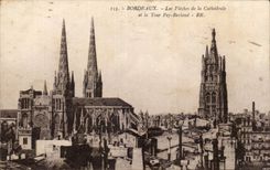 CPA Bordeaux arrows of the cathedral and the tower Pey Berland