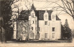 CPA Neuvy le Roi Le chateau de la Marchere