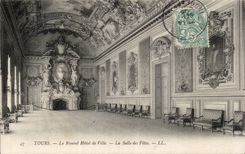 CPA Tours Le nouvel hotel de ville La salle des fetes