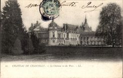 CPA Chateau de Chantilly Le chateau vu du parc