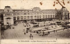 CPA Toulouse La gare Matabiau et le canal du Midi