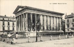 Casa cuadrada de CPA Nimes