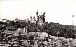 CPSM Lyon Apse of Nd of Fourviere and metal turn