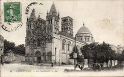 CPA Angouleme the cathedral