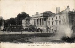 CPA Tours le palais de justice La place et les jets d eau 