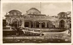 CPA Vichy Frontage of the casino
