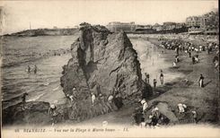 CPA Biarritz Vue on the beach has low tide