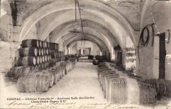 CPA Cognac Francois Castle 1st Old room of the guards Wine storehouses Otard Dupuy