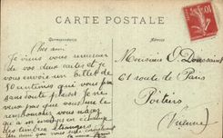 CPA Mans Places Republic of Chanzy Statue