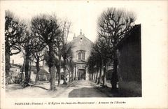 CPA Poitiers church St Jean de Montierneuf Avenue of Entering