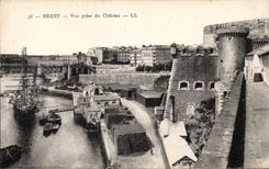 CPA Brest Seen from of the castle