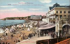 Biarritz - La Grande Place et le Casino - CPA 