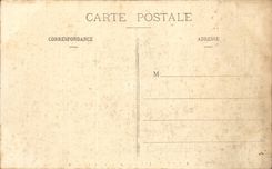 Lampaul Guimiliau - the Setting with the Tomb - CPA