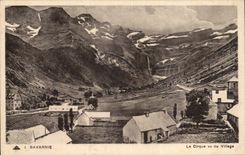 CPA Gavarnie the circus seen of the village