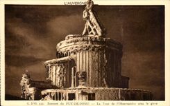CPA Summit of Puy de Dome the tower of observatory under the white frost