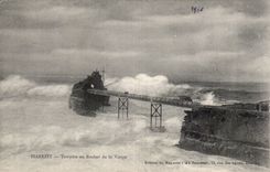 CPA Biarritz Tempeteau rocher de la vierge 