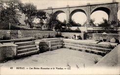 CPA Auvergne Royat Roman baths and the viaduct