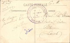 Estatua de la valencia de CPA de Championnet y campana-torre de la catedral