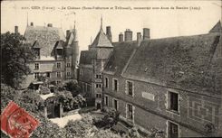 CPA Gien the castle Under prefecture and court