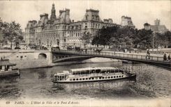 CPA Paris Hotel de ville et le pont d Arcole