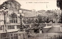 CPA Vichy Facade et terrasses du casino