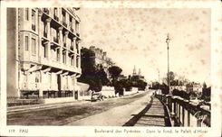CPA Pau Boulevard of the Pyrenees In the content the palate winter