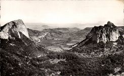 CPA the Mount Gilds Rocks Tuillieres and Sanadoire