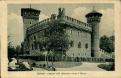CPA Torino Castello del Valentino veso il parco