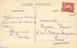 CPA Soissy sur Ecole Chateau des Reaux Facade sur la piece d eau