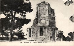 CPA Nimes la torre de Magne