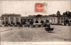 Palate of Large Trianon - the Frontage - CPA