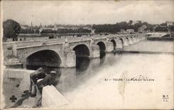 Tours - Le Pont sur la Loire - CPA 
