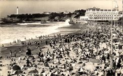 Biarritz - La Grande Plage et l Hotel du Palais - CPA 
