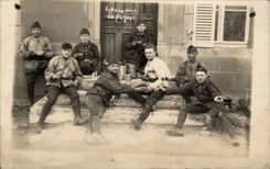 Real photo Soldiers Red Militaria Cross Male nurses