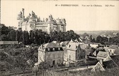 Pierrefonds - vista en el castillo - CPA