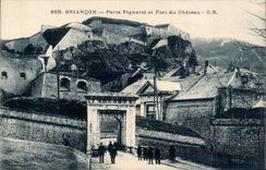 Puerta de Briancon - de Pigneroi y fortaleza del castillo - CPA
