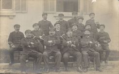 Real photo Militaria Soldiers Rescapes Hospital opposite Salonique 1917