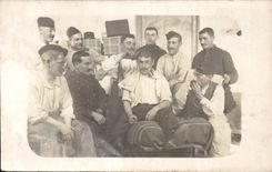 Real photo Militaria Soldier Hairdresser