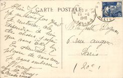 Hedgehog - Church of Chateloy - CPA