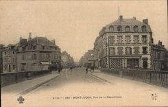 Montlucon - Rue de la Republique - CPA 
