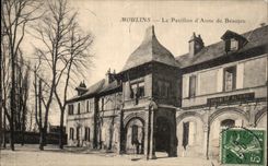 Moulins - the House Anne de Beaujeu - CPA