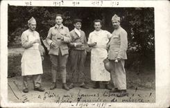 Real photo Militaria Soldiers Glory with the releasable men